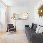 Modern By Soulplaces Апартаменти