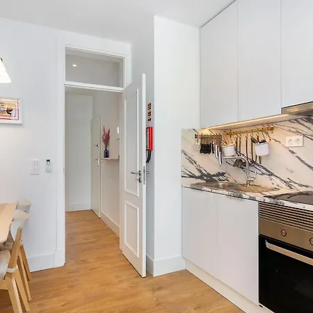 Modern By Soulplaces Appartamento Lisbona