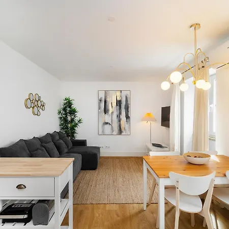 Modern By Soulplaces * Lisbon