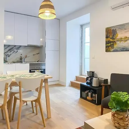 Modern By Soulplaces *