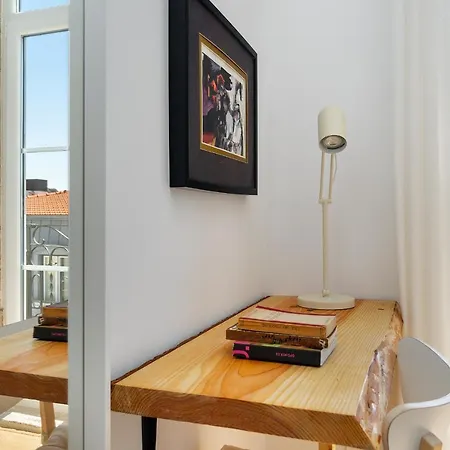 Modern By Soulplaces *