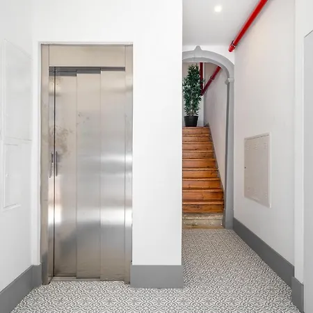 شقة Modern By Soulplaces